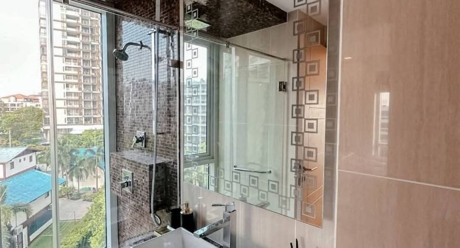 For sale 2 bedrooms condo in North Pattaya, Pattaya