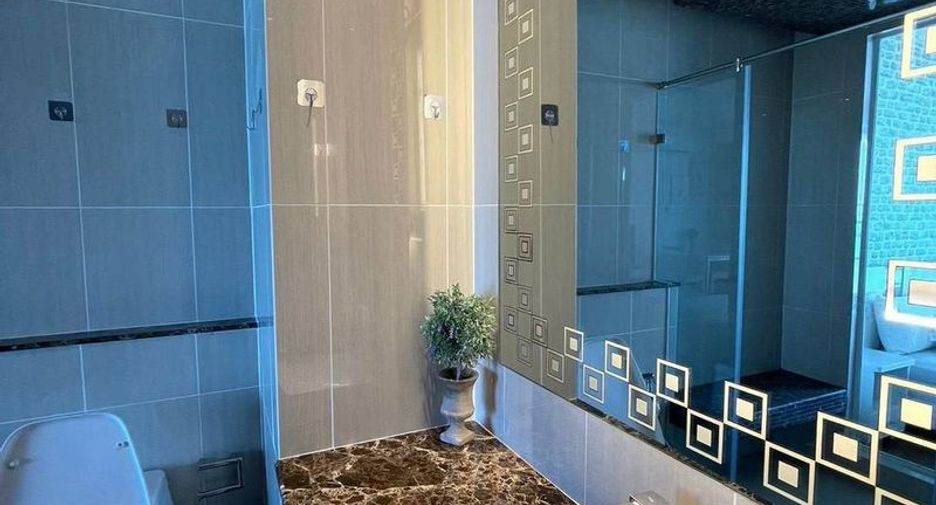 For sale 2 bedrooms condo in North Pattaya, Pattaya