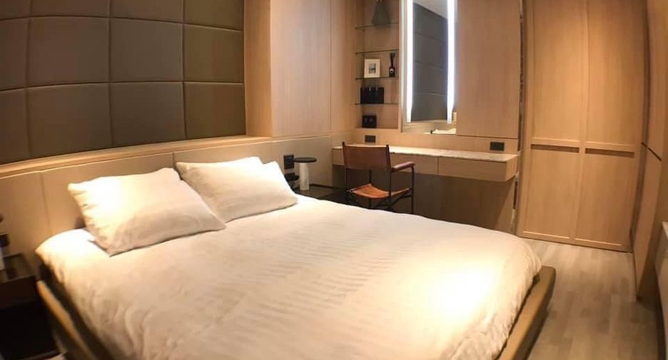 For rent 1 bed condo in Khlong San, Bangkok