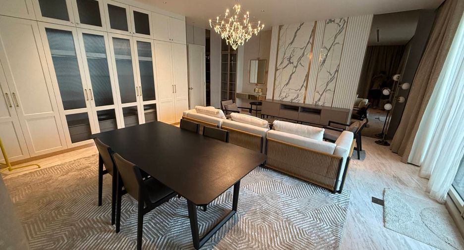 Condo en alquiler de 3 habitaciones en Bang Kho Laem, Bangkok