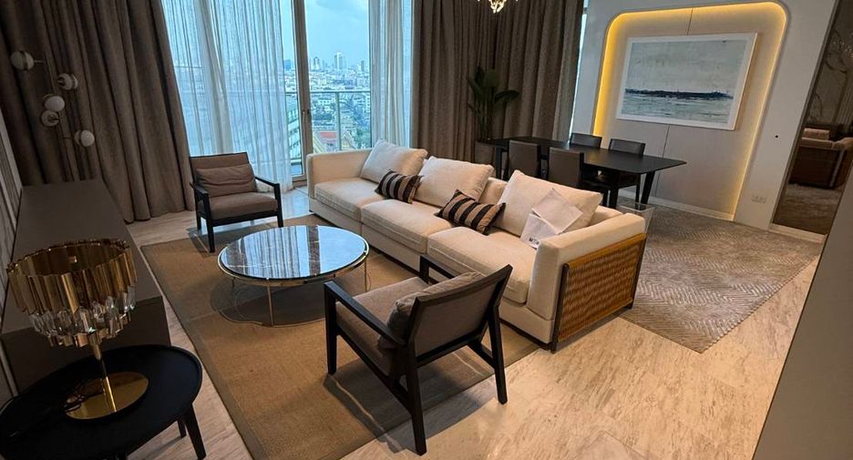 Condo en alquiler de 3 habitaciones en Bang Kho Laem, Bangkok