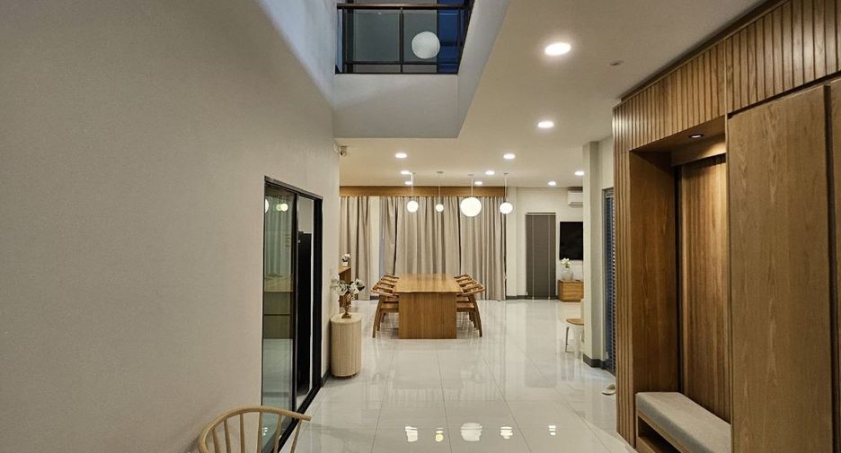 For rent そして for sale 5 Beds house in Bang Phli, Samut Prakan