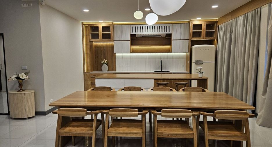 For rent そして for sale 5 Beds house in Bang Phli, Samut Prakan