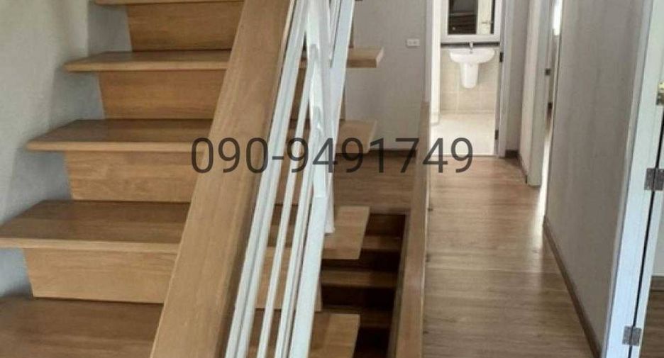 For rent 3 bedrooms townhouse in Pak Kret, Nonthaburi