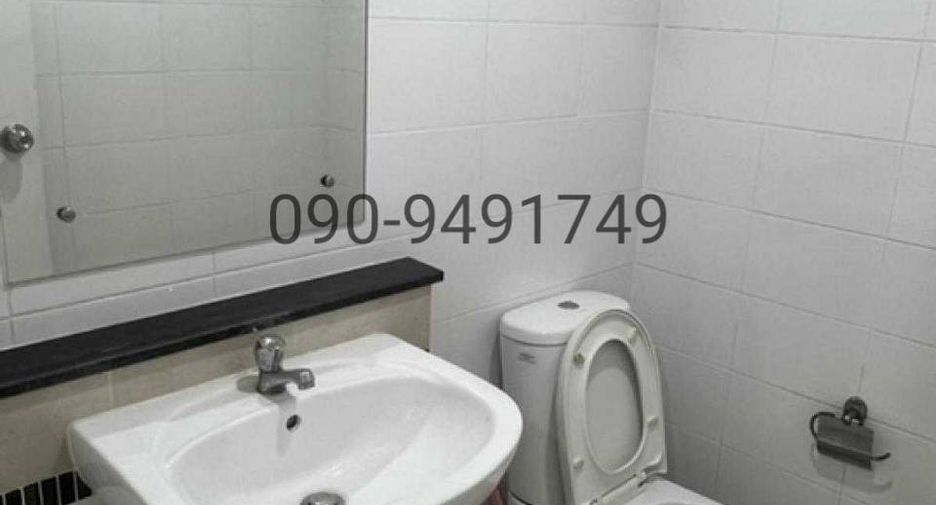 For rent 3 bedrooms townhouse in Pak Kret, Nonthaburi