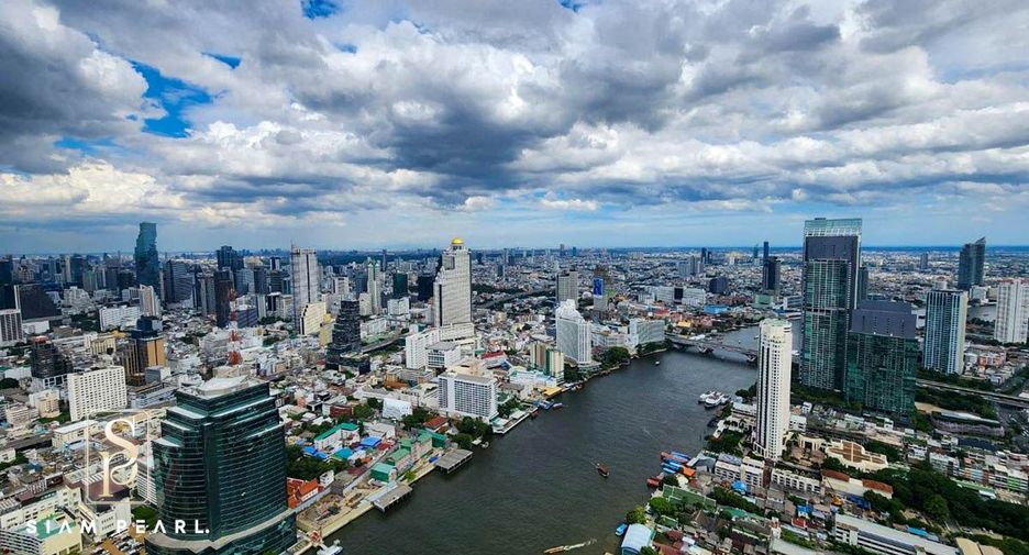 For sale 3 bed condo in Khlong San, Bangkok