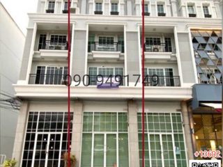 For rent 2 bedrooms townhouse in Bang Na, Bangkok