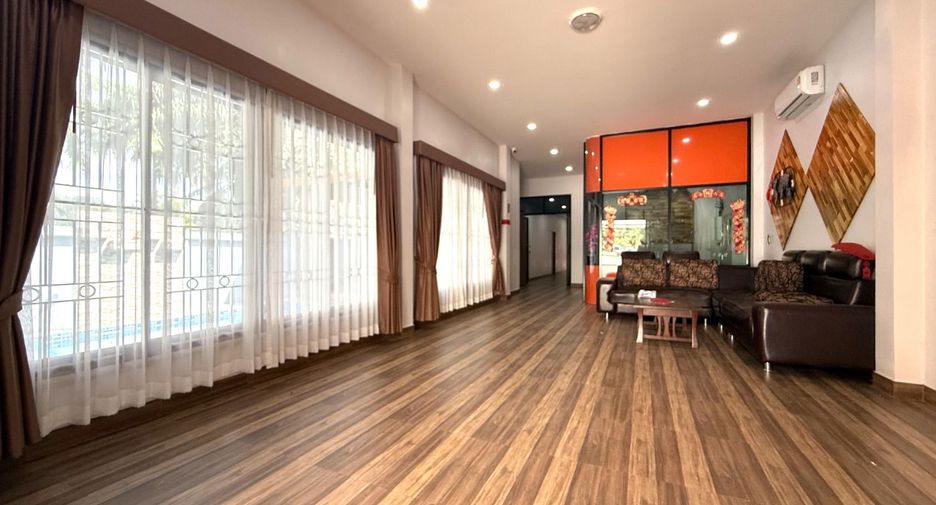 For sale 7 bedrooms house in Mueang Krabi, Krabi