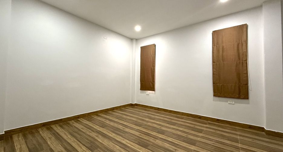 For sale 7 bedrooms house in Mueang Krabi, Krabi