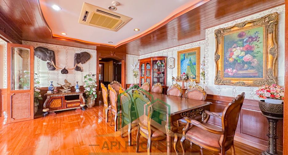 For sale 2 ベッドルーム condo in Bang Lamung, Chonburi