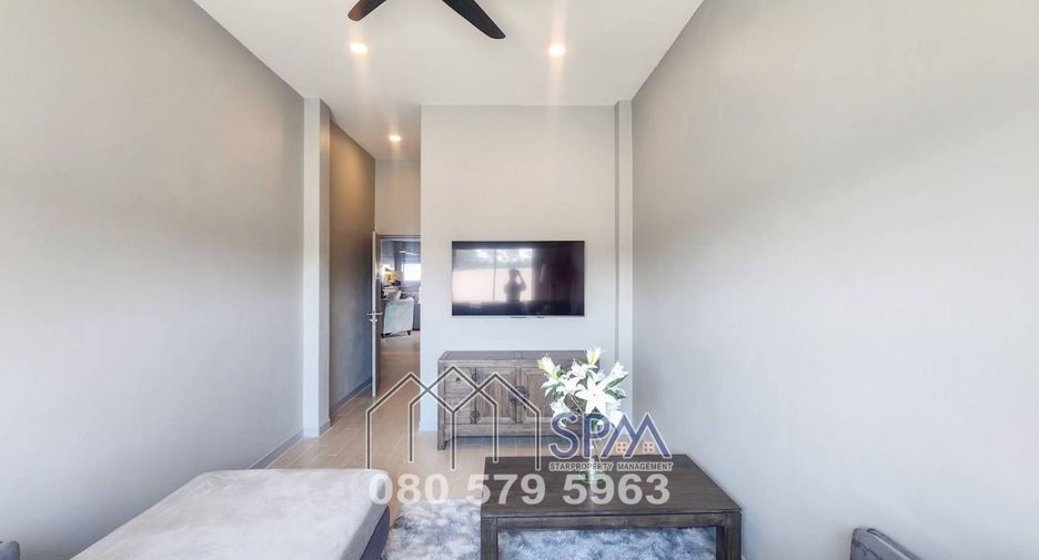 For sale 5 bedrooms villa in Hua Hin, Prachuap Khiri Khan