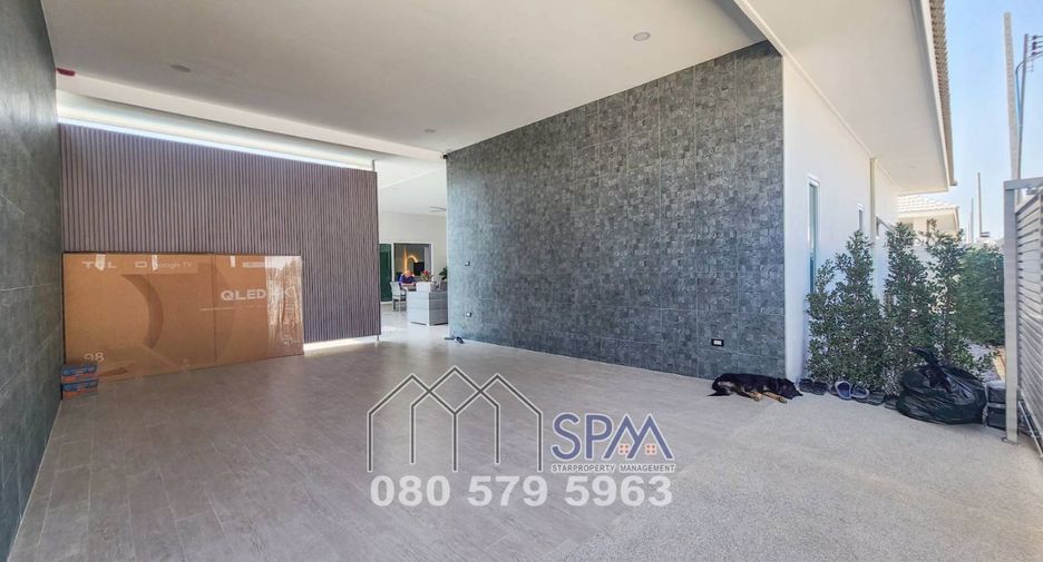 For sale 5 bedrooms villa in Hua Hin, Prachuap Khiri Khan