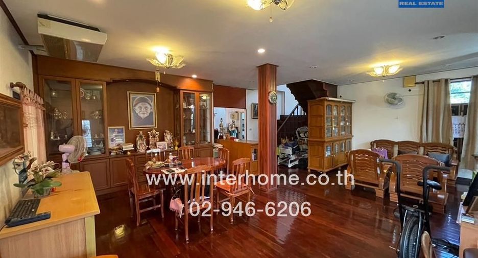 For sale 4 bed house in Pak Kret, Nonthaburi