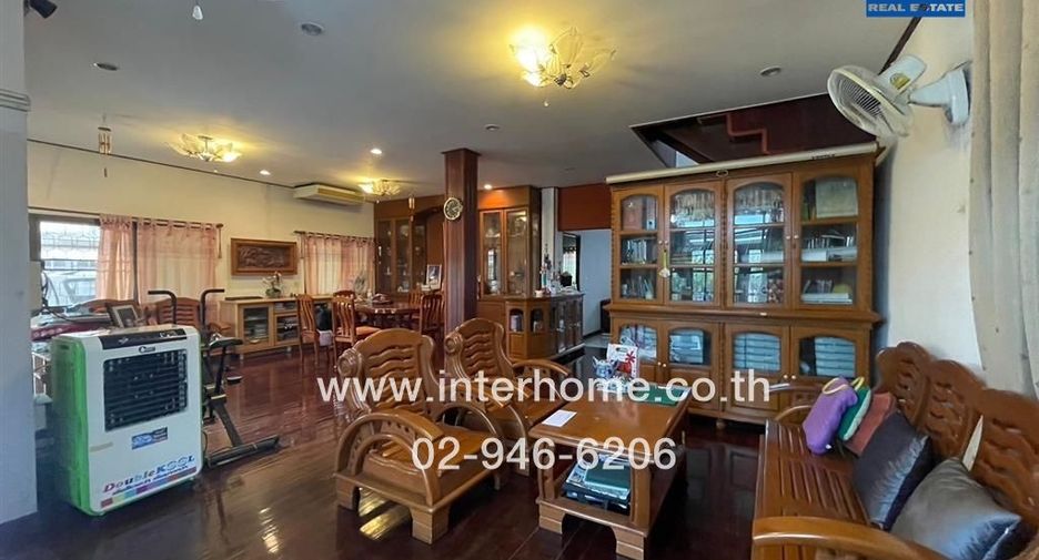 For sale 4 bed house in Pak Kret, Nonthaburi