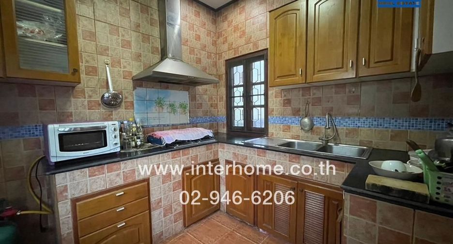 For sale 4 bed house in Pak Kret, Nonthaburi