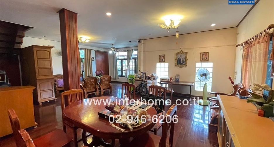 For sale 4 bed house in Pak Kret, Nonthaburi