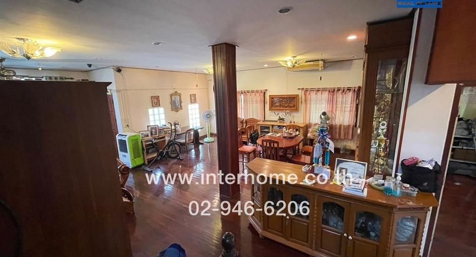 For sale 4 bed house in Pak Kret, Nonthaburi
