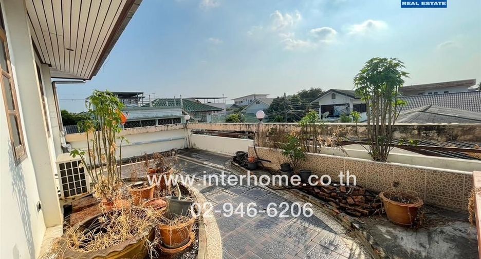 For sale 4 bed house in Pak Kret, Nonthaburi