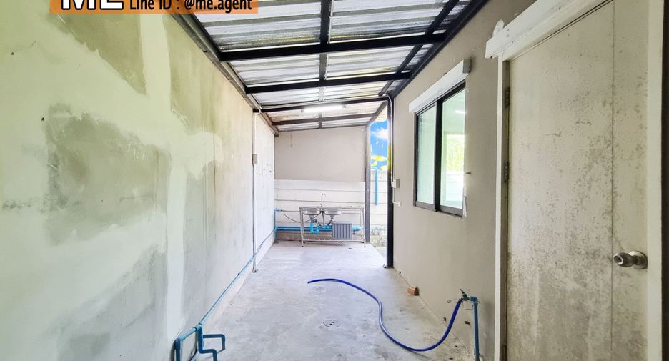 For sale 3 bedrooms townhouse in Suan Luang, Bangkok
