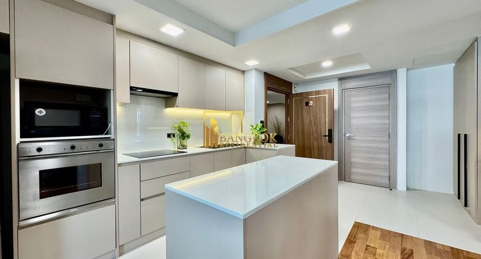 Wohnung zur Miete mit 3 Zimmer in Khlong Toei, Bangkok