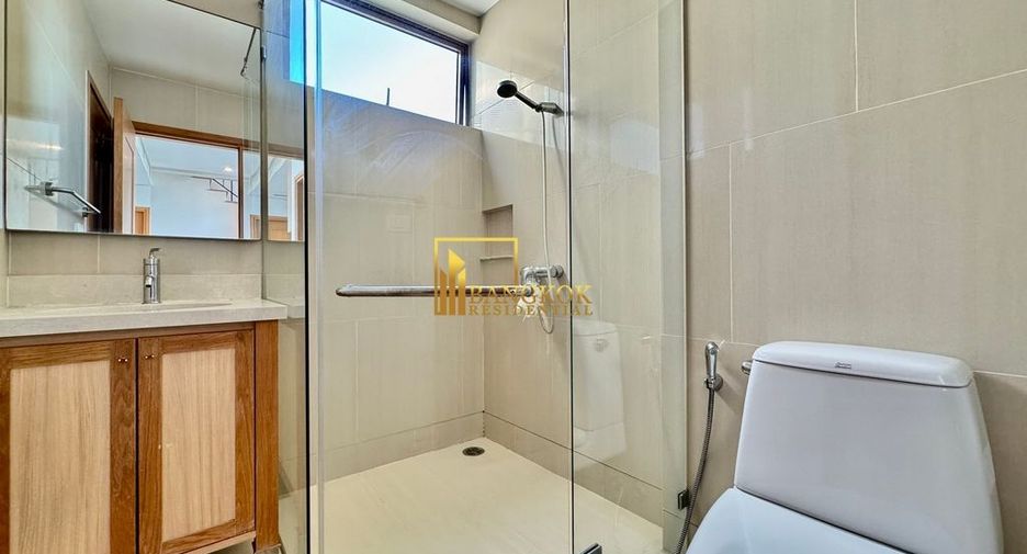 Condo en alquiler de 2 habitaciones en Khlong Toei, Bangkok