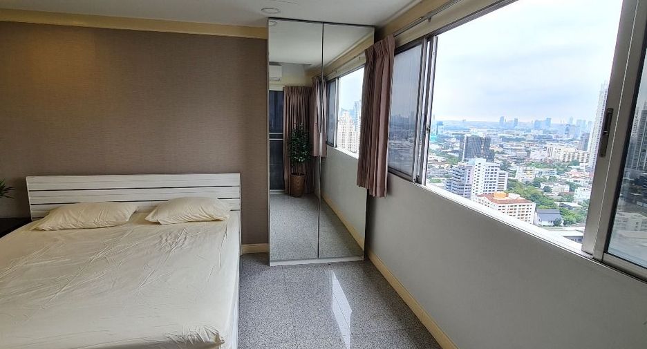 À vendre 2 chambres condo à Khlong Toei, Bangkok