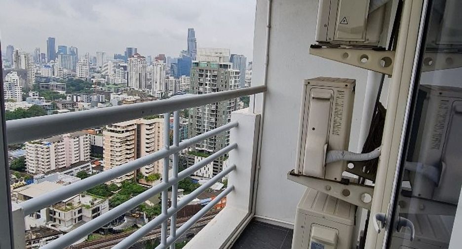 À vendre 2 chambres condo à Khlong Toei, Bangkok