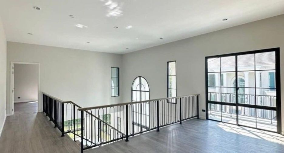 For sale 5 ベッドルーム house in Bang Phli, Samut Prakan
