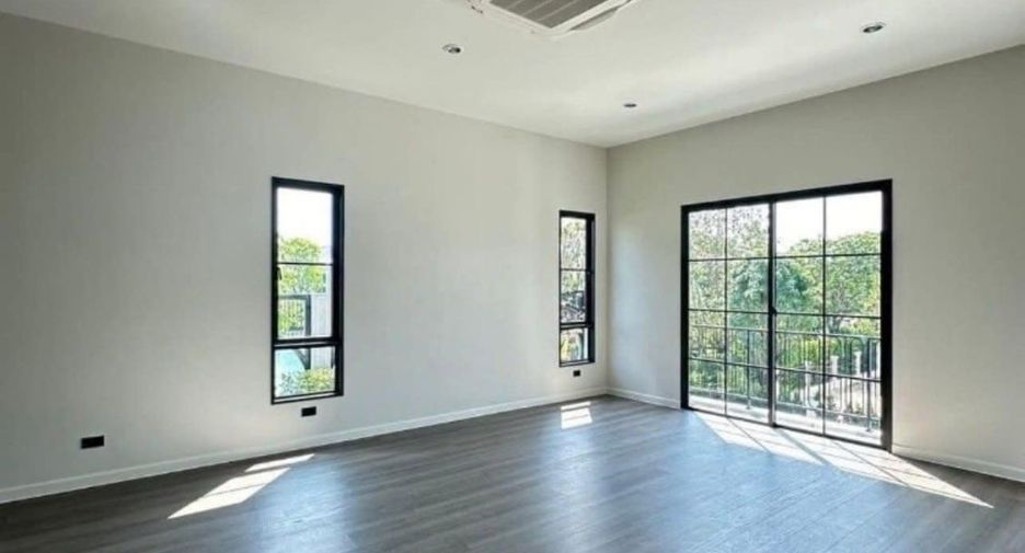 For sale 5 ベッドルーム house in Bang Phli, Samut Prakan
