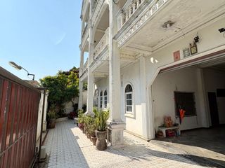 For sale 6 Beds retail Space in Lat Phrao, Bangkok