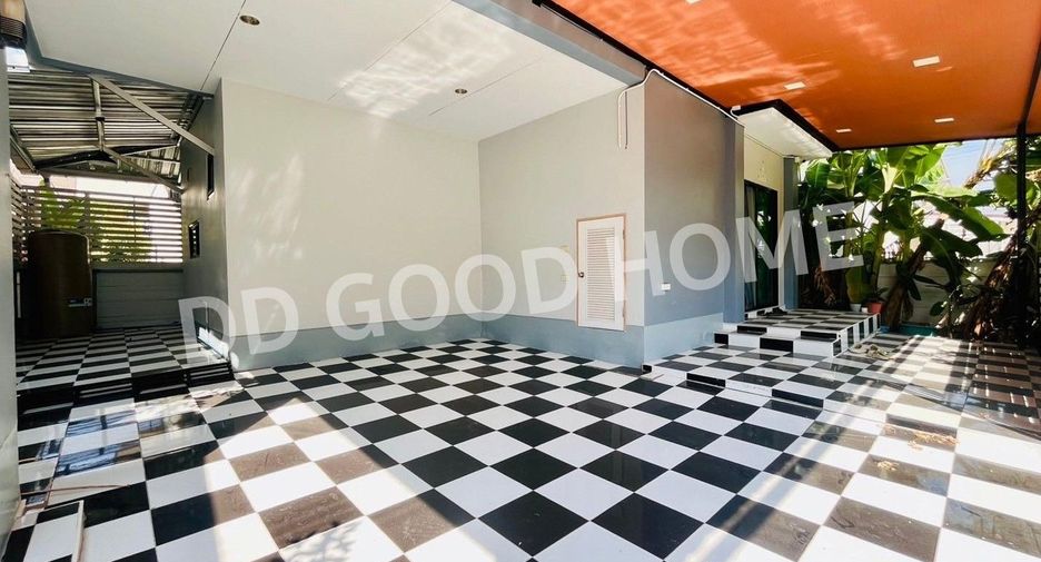 Haus zum Kauf mit 3 Zimmer in Ban Phaeo, Samut Sakhon