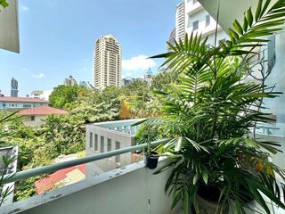 For rent 2 bedrooms apartment in Sathon, Bangkok