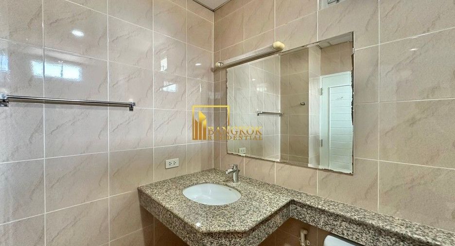 For rent 2 ベッドルーム apartment in Sathon, Bangkok