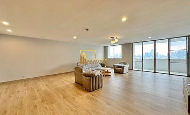 For rent 3 bedrooms apartment in Watthana, Bangkok