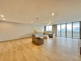 Apartamento en alquiler de 3 habitaciones en Watthana, Bangkok