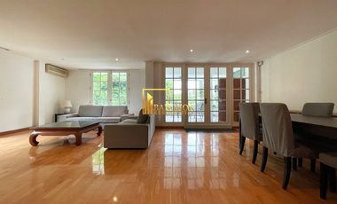 For rent 2 bedrooms apartment in Yan Nawa, Bangkok