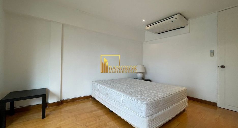 For rent 2 bedrooms apartment in Yan Nawa, Bangkok