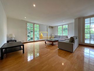 For rent 2 bedrooms apartment in Yan Nawa, Bangkok