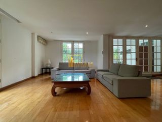 For rent 2 bedrooms apartment in Yan Nawa, Bangkok