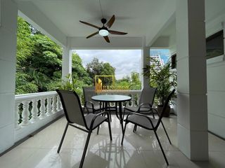 For rent 2 bedrooms apartment in Yan Nawa, Bangkok