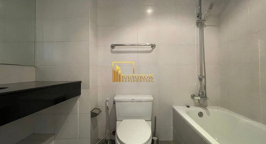 For rent 2 bedrooms apartment in Yan Nawa, Bangkok