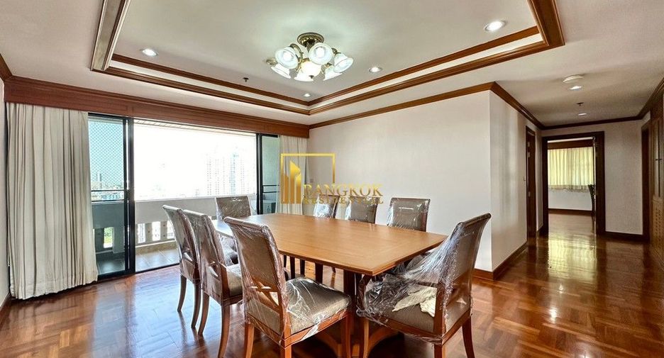 À louer 4 chambres appartement à Watthana, Bangkok