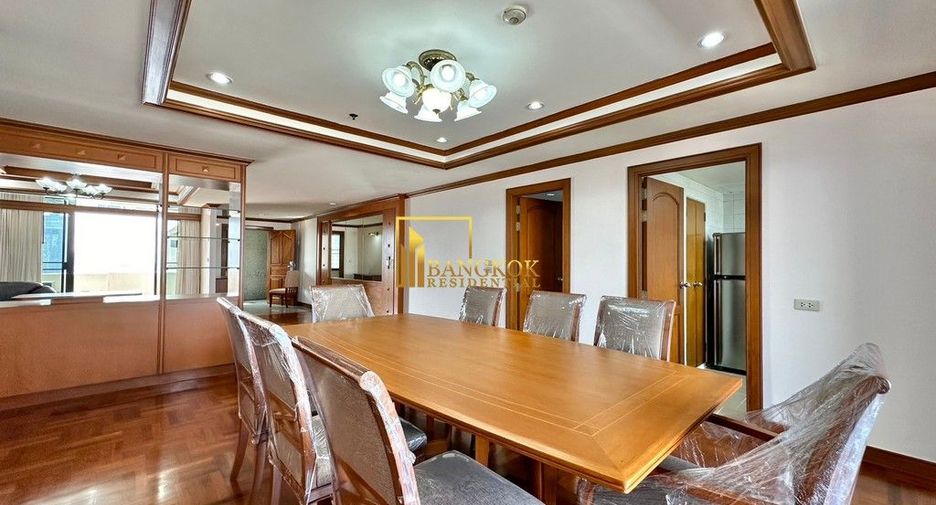 À louer 4 chambres appartement à Watthana, Bangkok