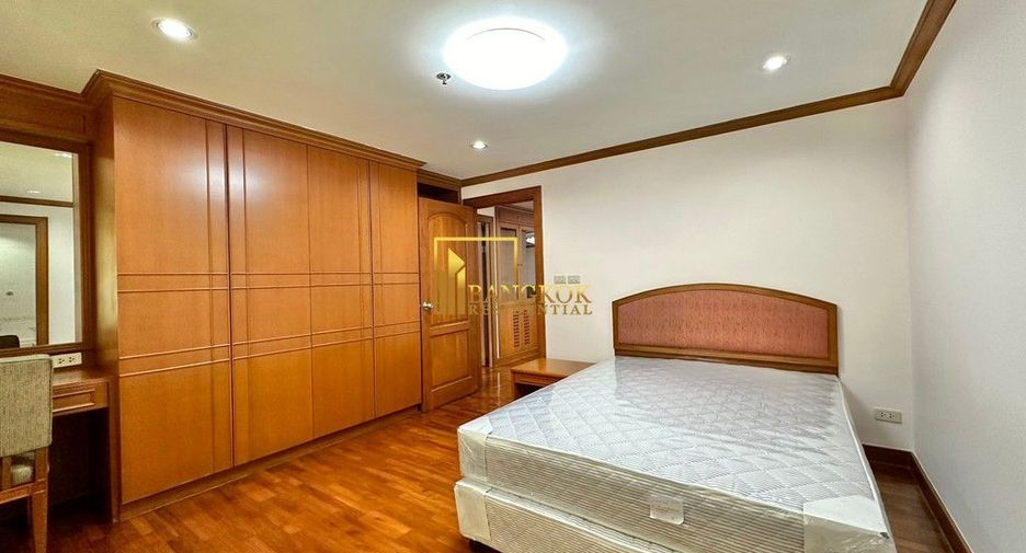 À louer 4 chambres appartement à Watthana, Bangkok