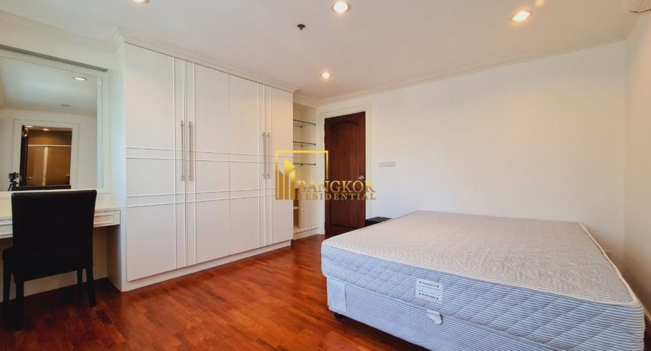 À louer 3 chambres appartement à Watthana, Bangkok