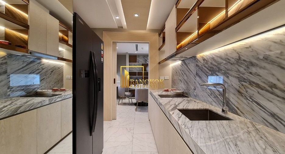 For rent 2 bedrooms apartment in Watthana, Bangkok