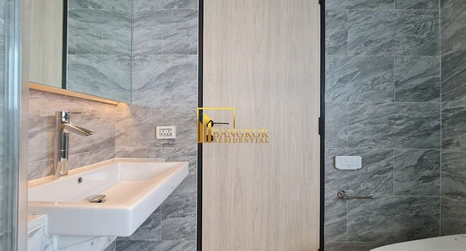For rent 2 bedrooms apartment in Watthana, Bangkok