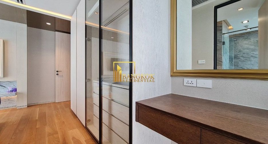 For rent 2 bedrooms apartment in Watthana, Bangkok