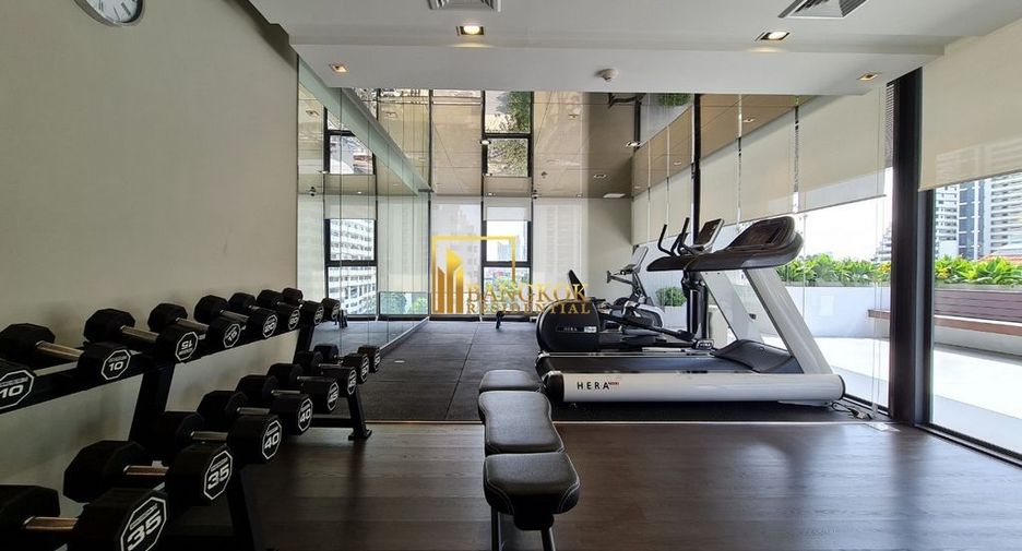 For rent 2 bedrooms apartment in Watthana, Bangkok