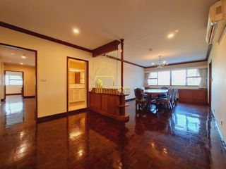 Apartamento en alquiler de 3 habitaciones en Watthana, Bangkok